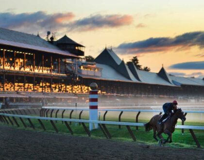 Thorough Evaluation: Casa Creed Clinches Victory in Prestigious Fourstardave Handicap